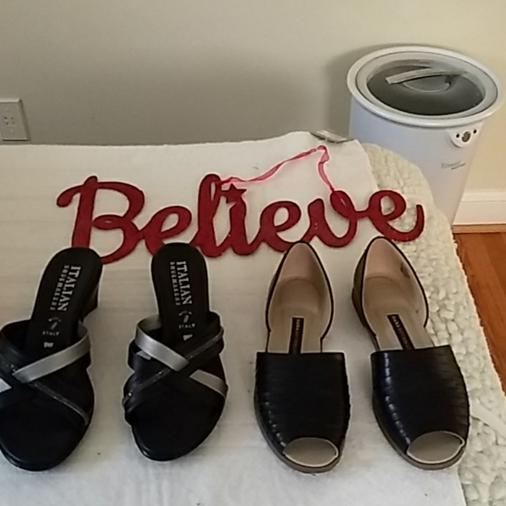 Shoes/ 2 PR.